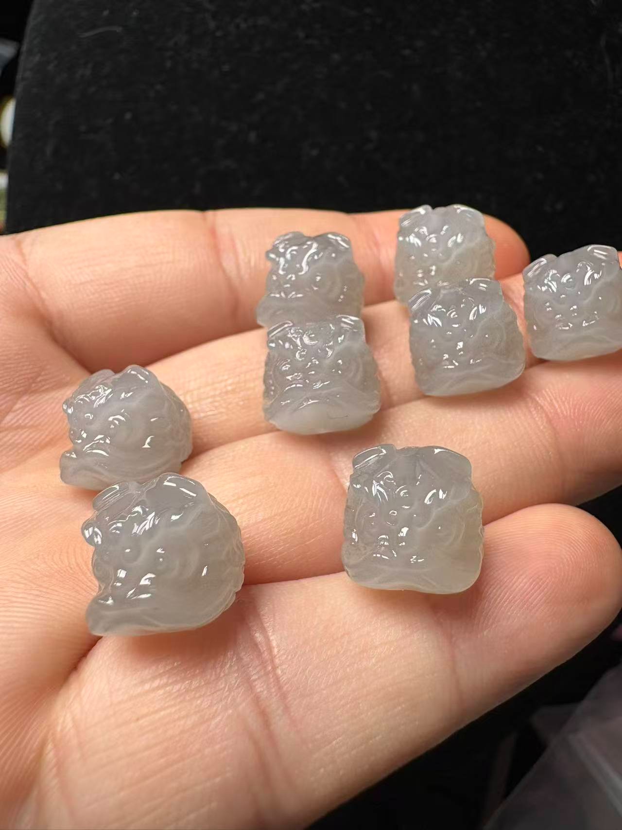 天然和田玉浅紫色醒狮单珠直通孔精工小狮子背云diy珠串手机链