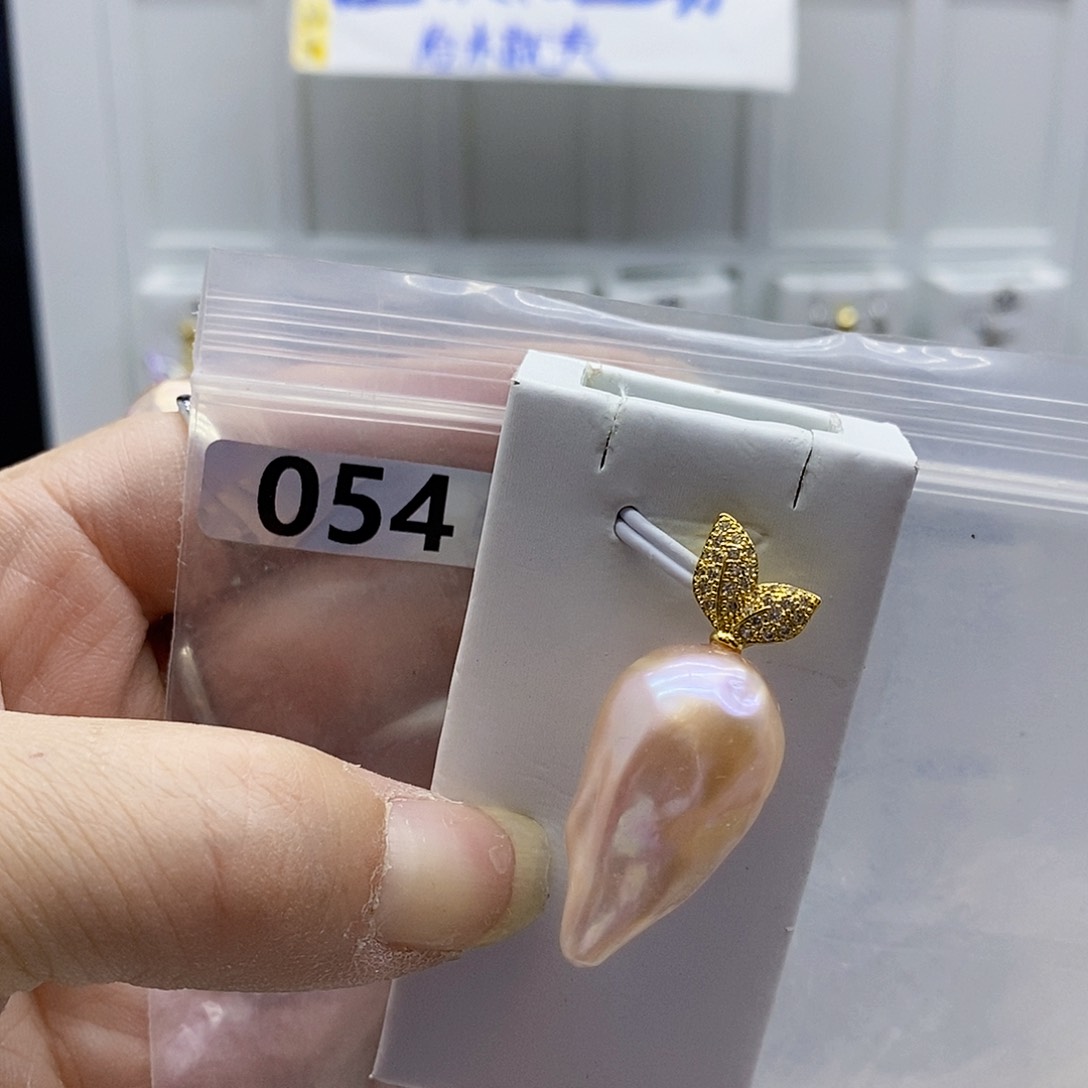 颈饰银S925镶嵌淡水珍珠