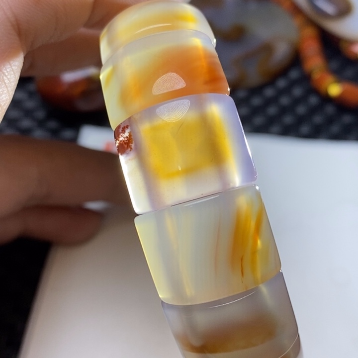 玛瑙/玉髓颈饰未镶嵌