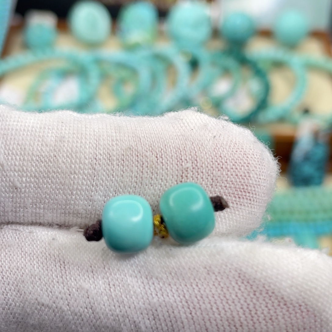 绿松石未镶嵌挂件