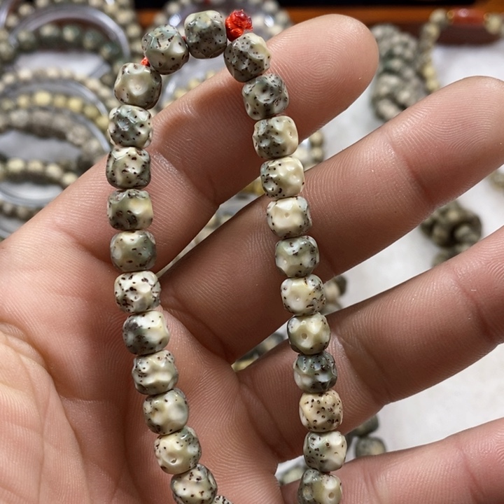 星月菩提手串8 石玉料无相手持