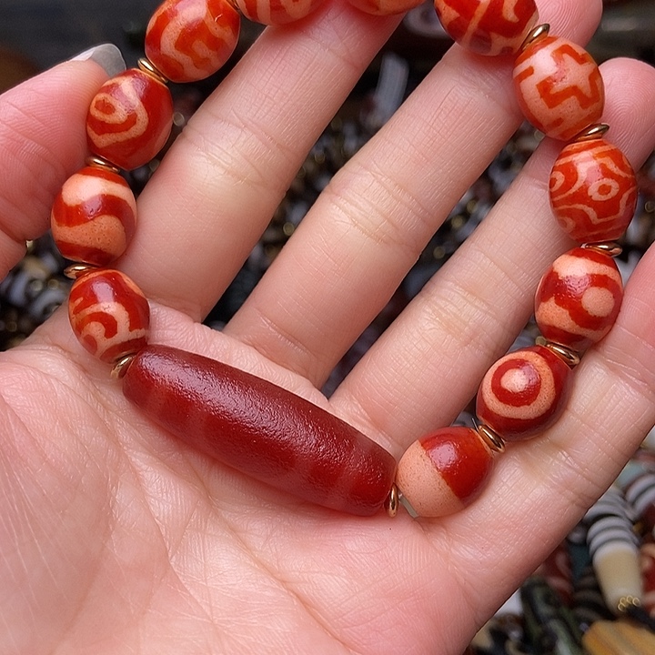 天地多宝手串一条