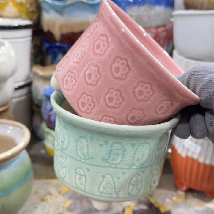 凑9块包邮，有孔，陶瓷花盆