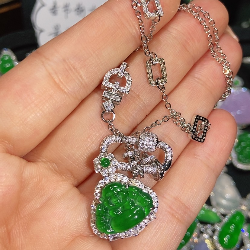 【闪购商品】翡翠颈饰未镶嵌天然翡翠