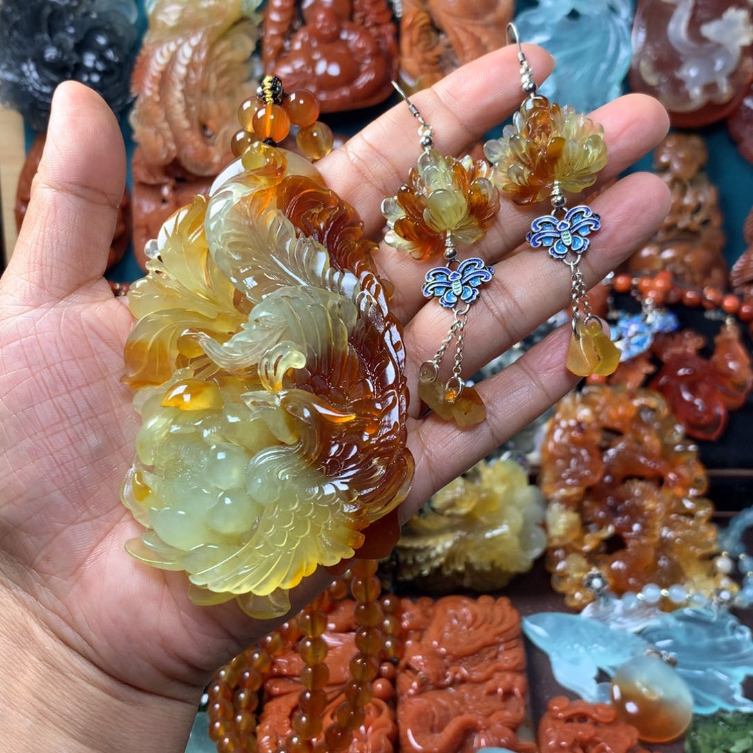 蛇纹石玉耳坠挂坠套装未镶嵌顾*娜