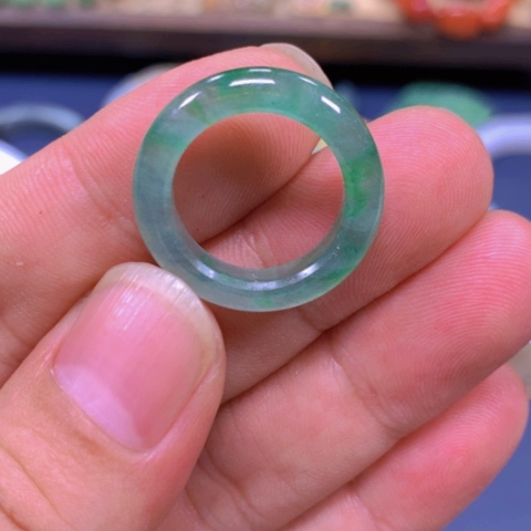 【闪购商品】翡翠颈饰未镶嵌云翡翠