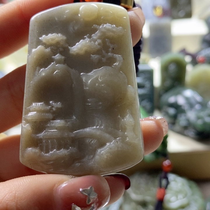 和田玉颈饰未镶嵌