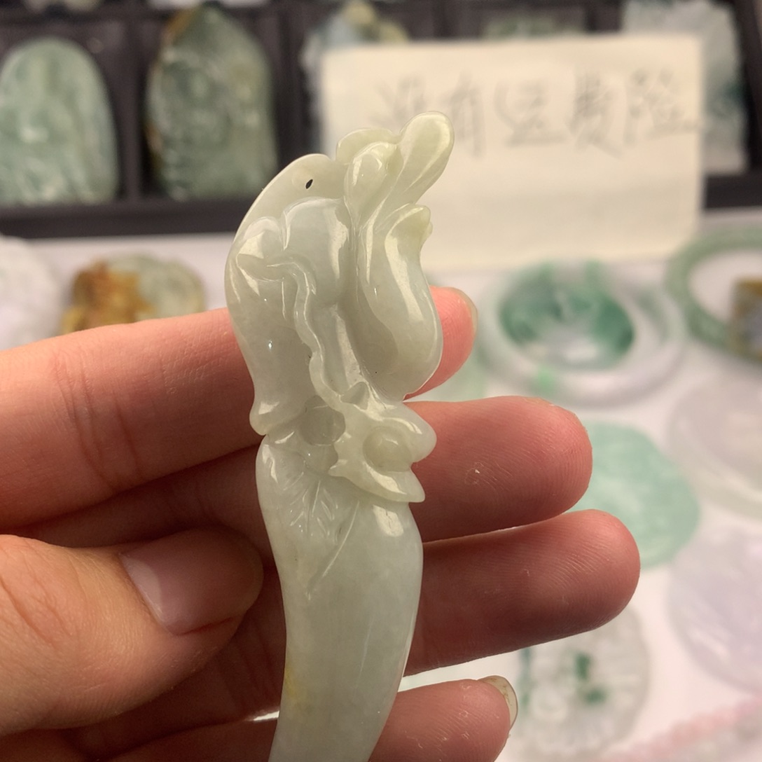 翡翠颈饰未镶嵌一