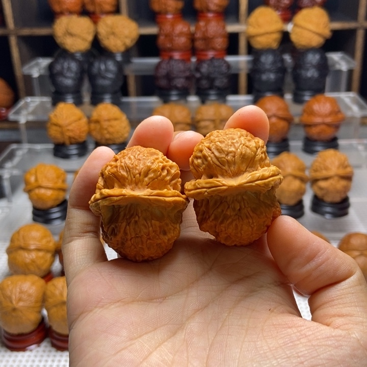 文玩核桃吊坠芙蓉绣球1