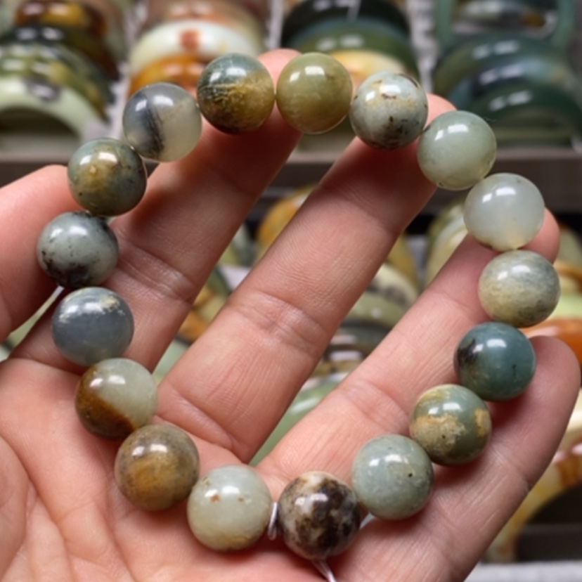 【闪购商品】蛇纹石玉手镯未镶嵌