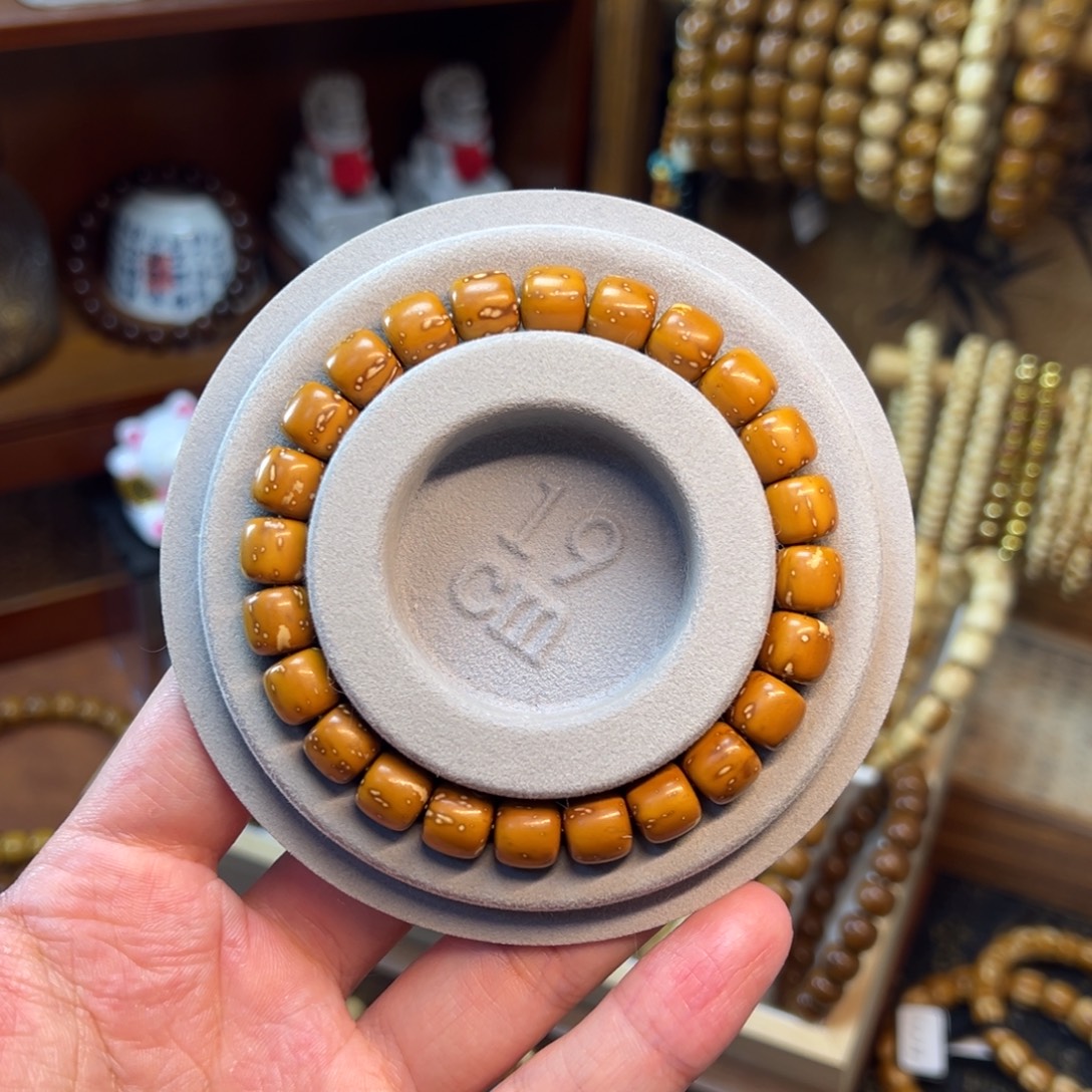 非金属紫金鼠9.5*8.8实心黄皮老型全品