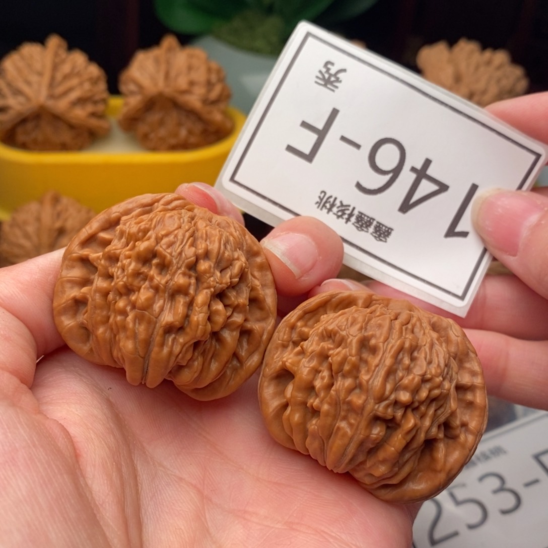 文玩核桃把件平谷楼40