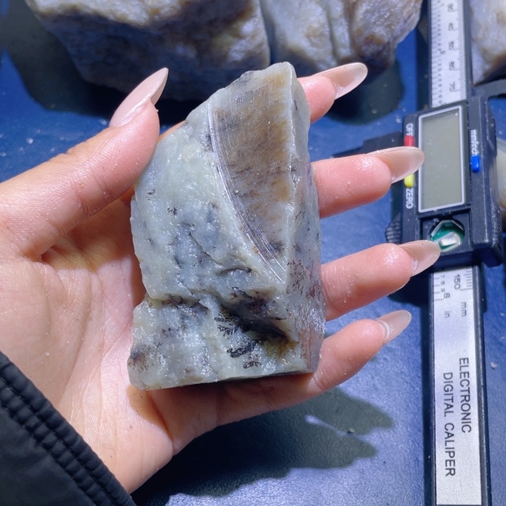 和田玉未镶嵌珠宝半成品