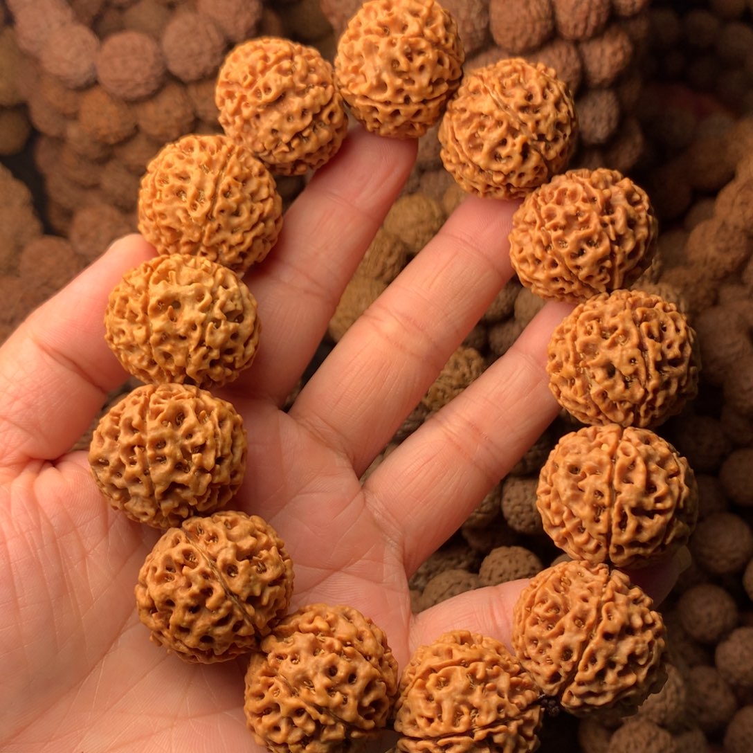 手串金刚菩提7瓣卡27 编号04