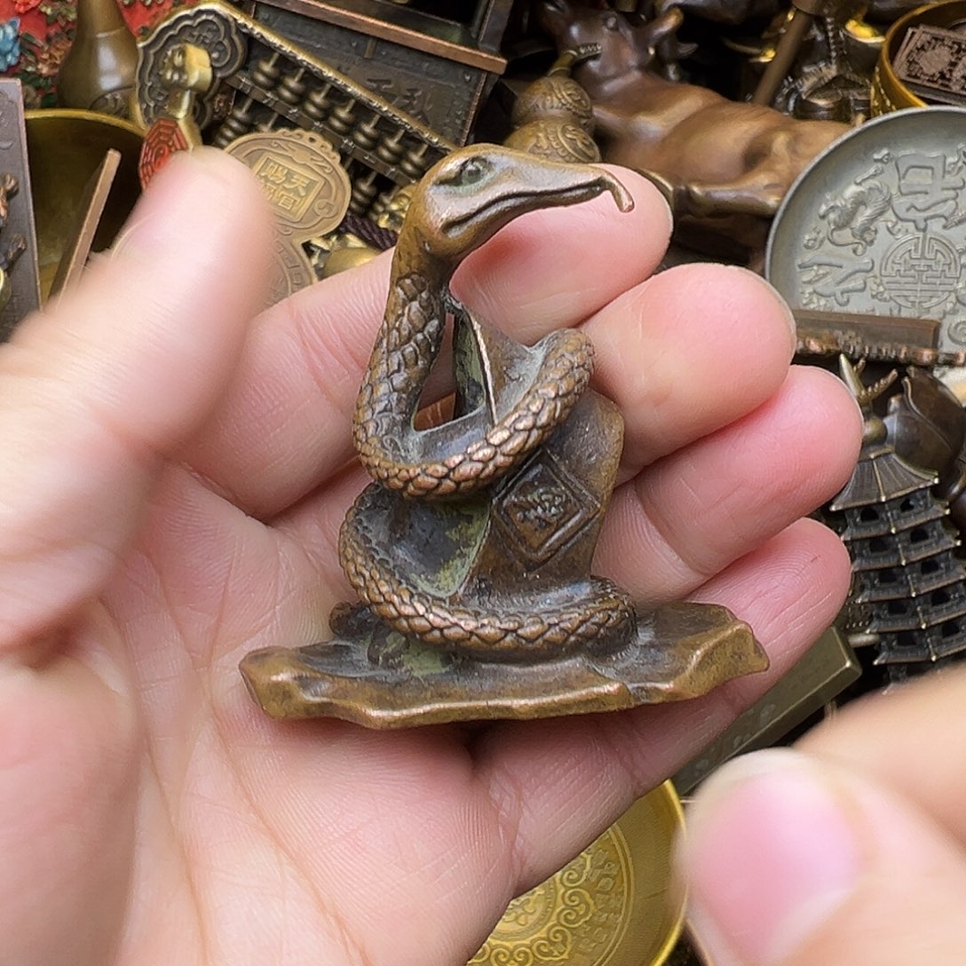 精品铜器，精美文玩