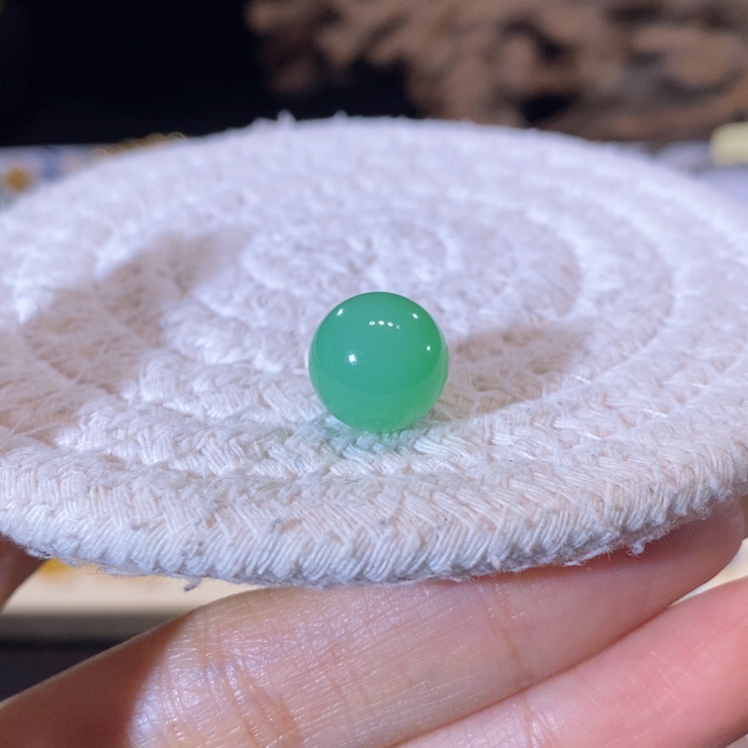 翡翠未镶嵌颈饰翡翠苹果甜绿珠