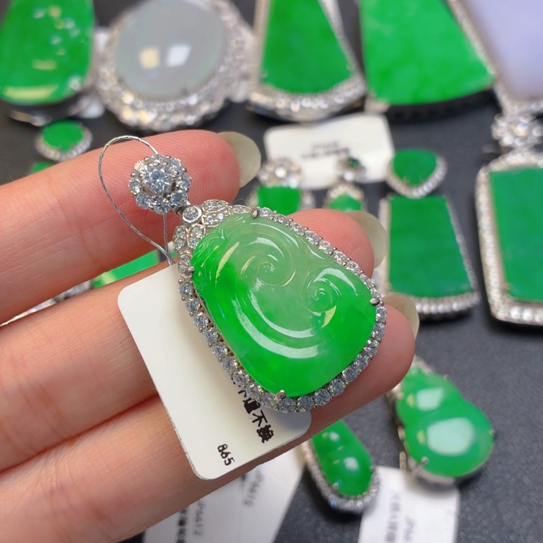 翡翠银S925镶嵌颈饰