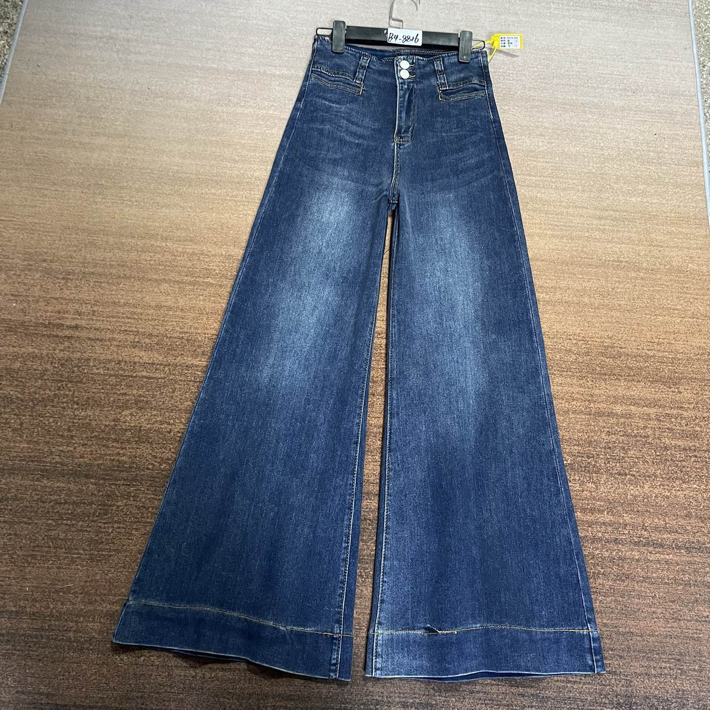 B4-8816 丹宁蓝美式2扣高腰不贴腿宽边大喇叭裤 高弹(不换退）