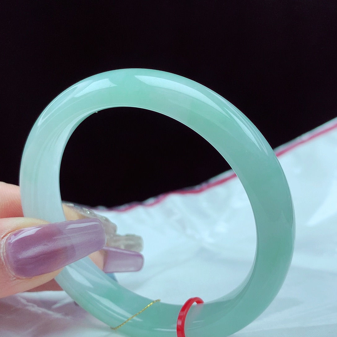 翡翠手镯未镶嵌54圈3853