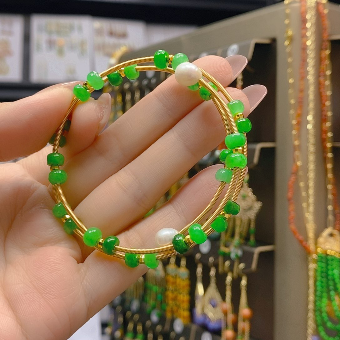 翡翠合金耳饰翡翠