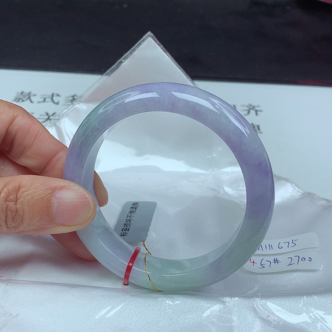 翡翠手镯未镶嵌57圈1675