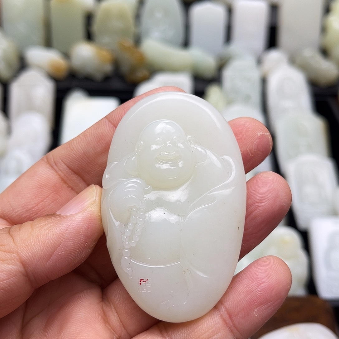 和田玉颈饰未镶嵌