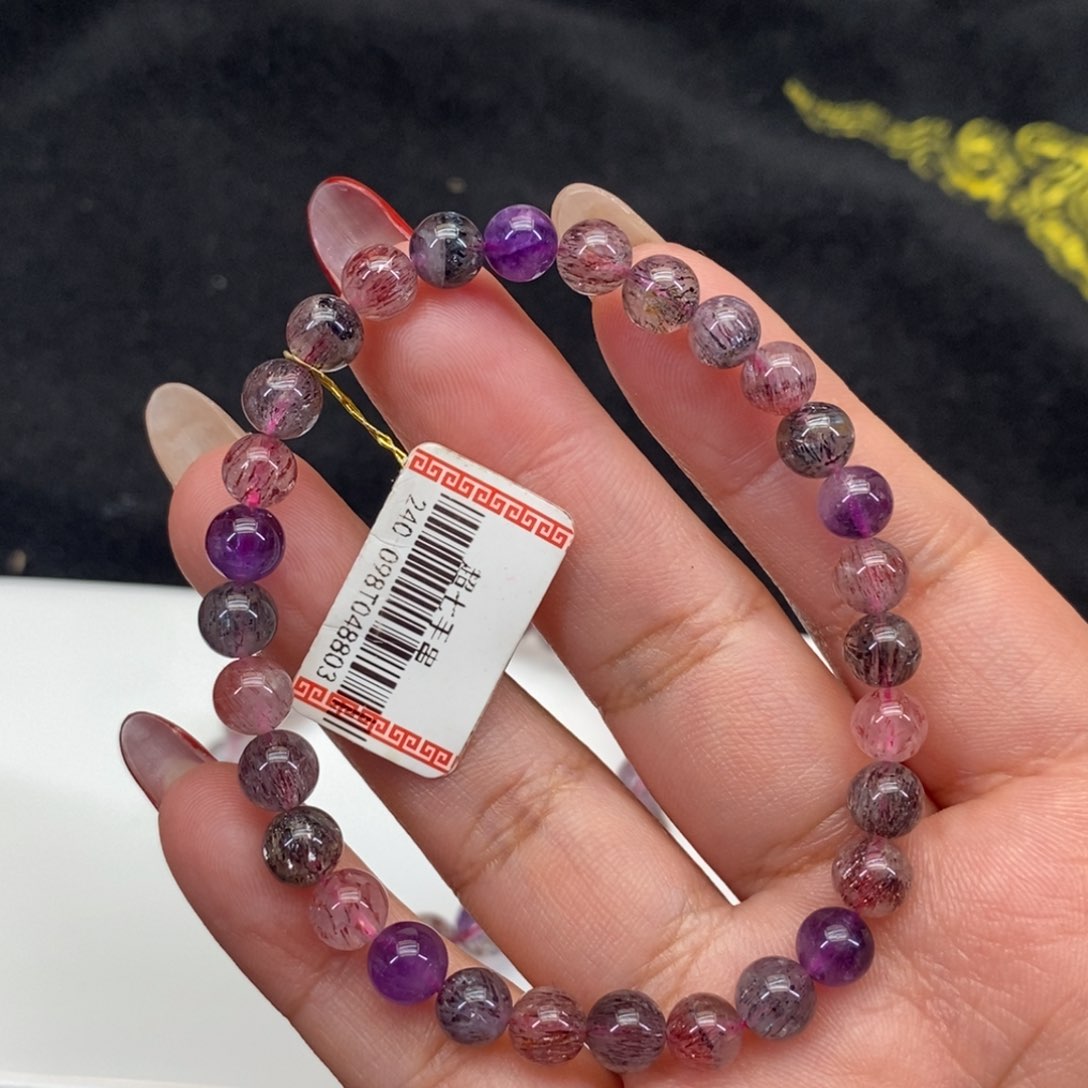 水晶手串未镶嵌二*