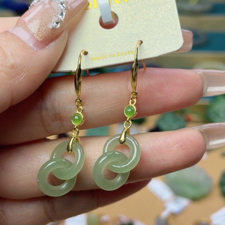 和田玉耳钉银S925镶嵌