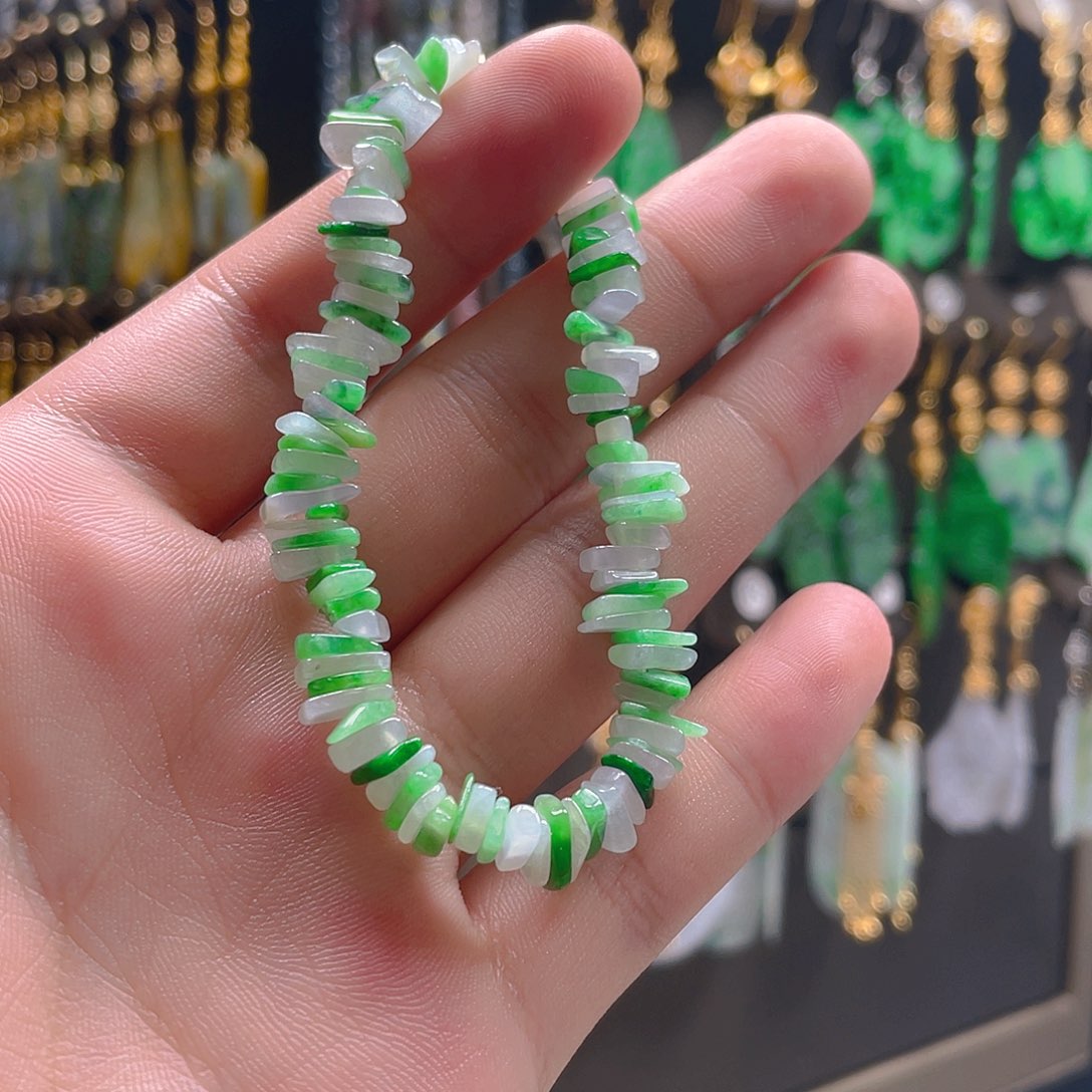 翡翠未镶嵌耳饰翡翠