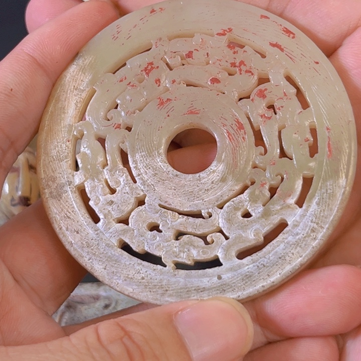 用***5和田玉（糖玉）未镶嵌挂件