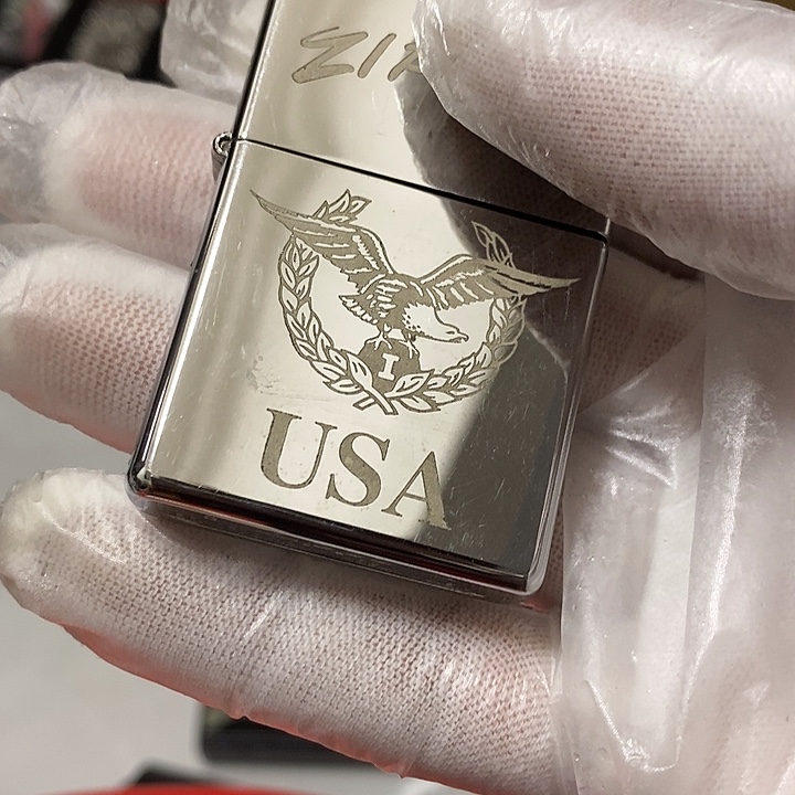 8***8煤油打火机单外壳不含内胆默认微瑕 