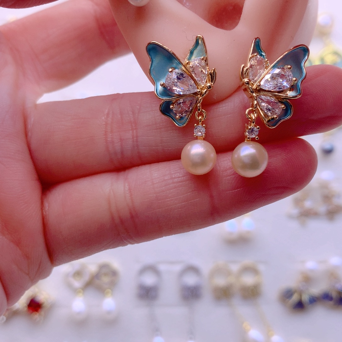 合金耳饰淡水珍珠