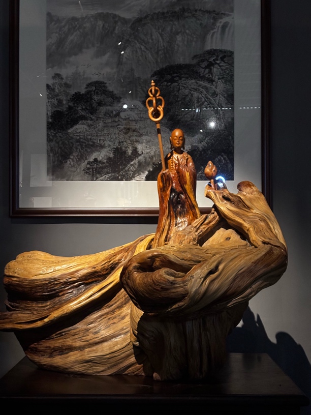 木根雕工艺品摆件〔地藏•悲悯度众生•崖柏木〕