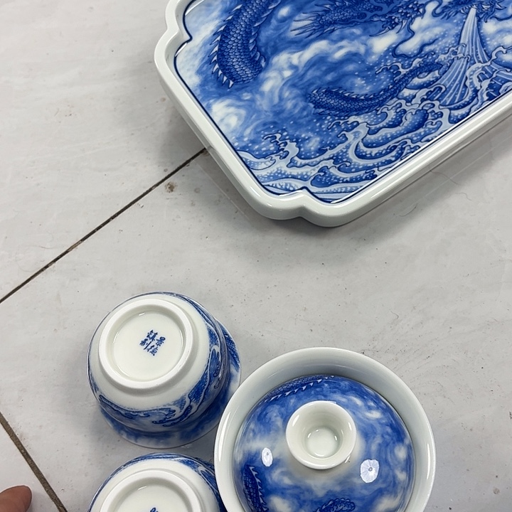 葫***人瓷片墨龙吸水盖碗➕主人杯两个