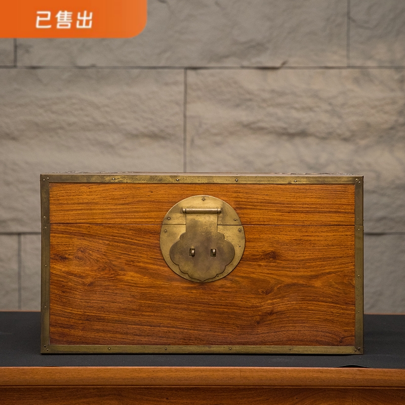 【已售勿询仅供欣赏】民国 黄花梨铜包角衣箱 古董家具