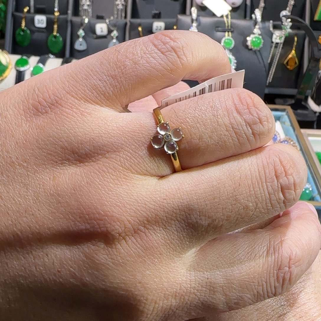 翡翠18K金镶嵌颈饰戒指