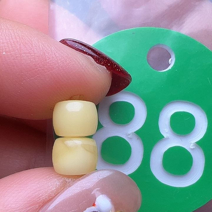 蜜蜡裸石未镶嵌6.5m m