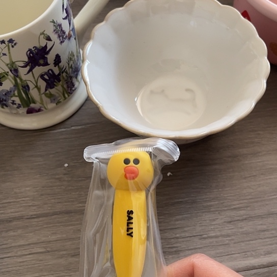 玖***伍瓷满25米包邮，默认微瑕