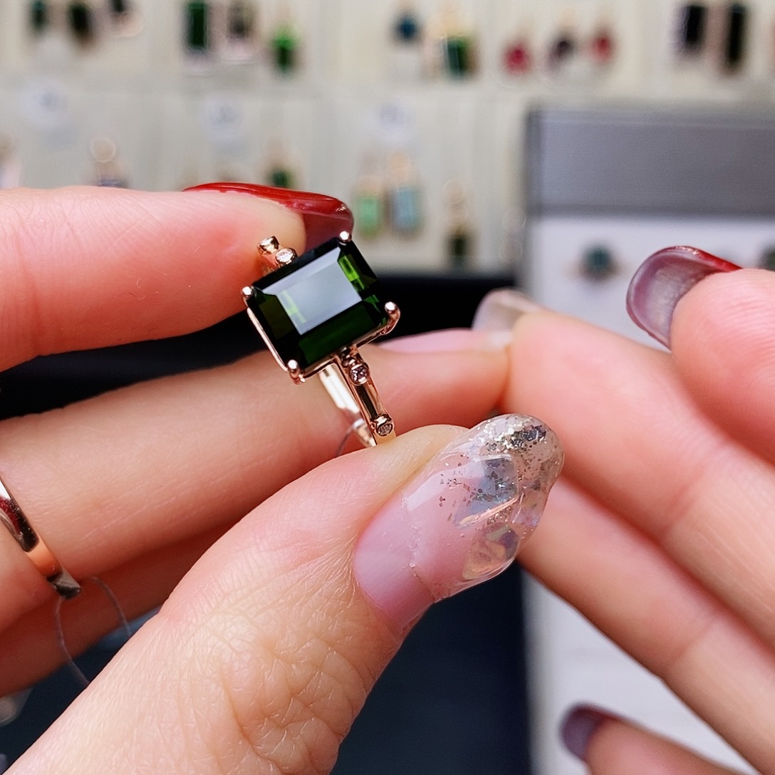 碧玺戒指碧玺18K金镶嵌