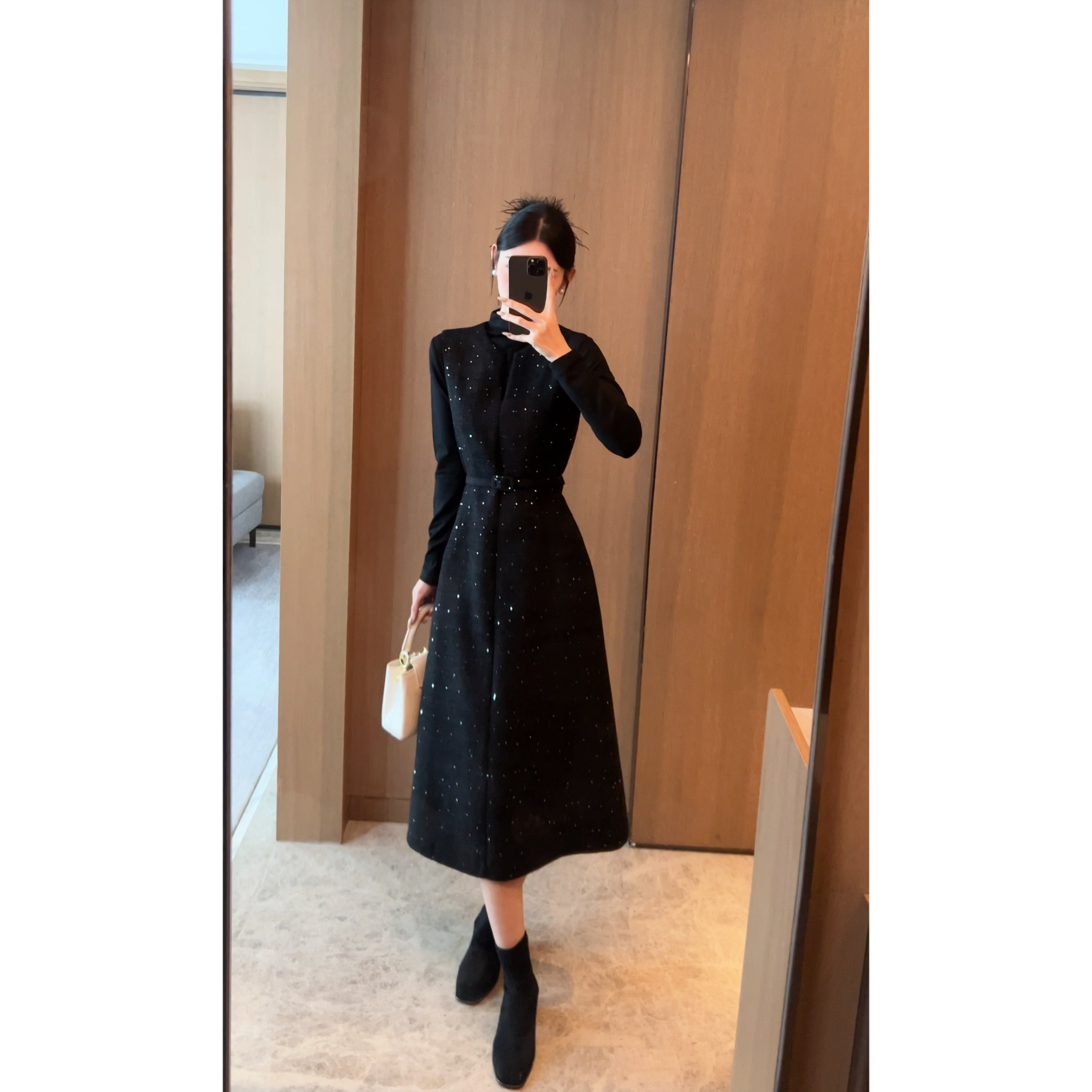 2025年秋冬新款黑色星空背心连衣裙+打底衫设计百搭连衣裙C062