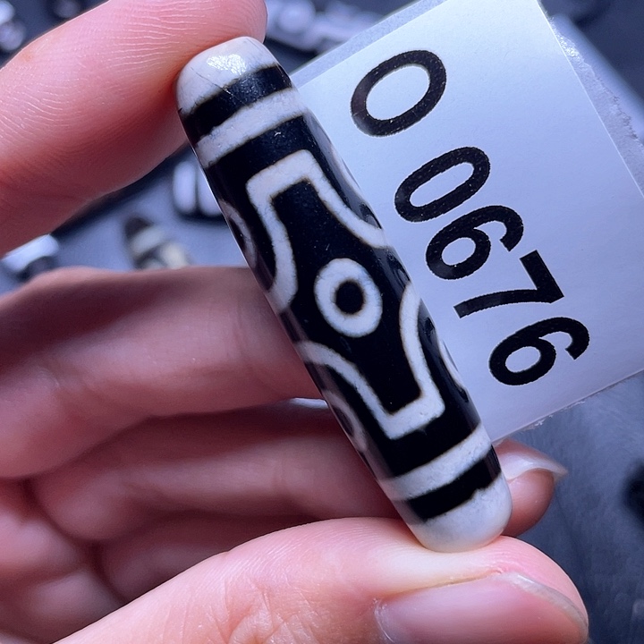 玛瑙/玉髓颈饰未镶嵌瑕疵裂