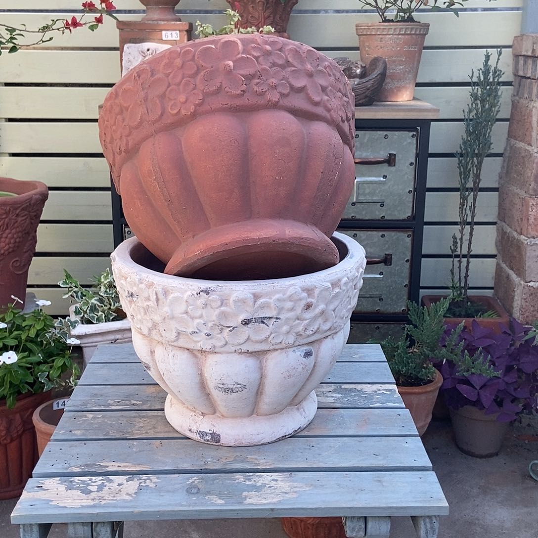 花朵盆口25内21.5高18颜色备注一个