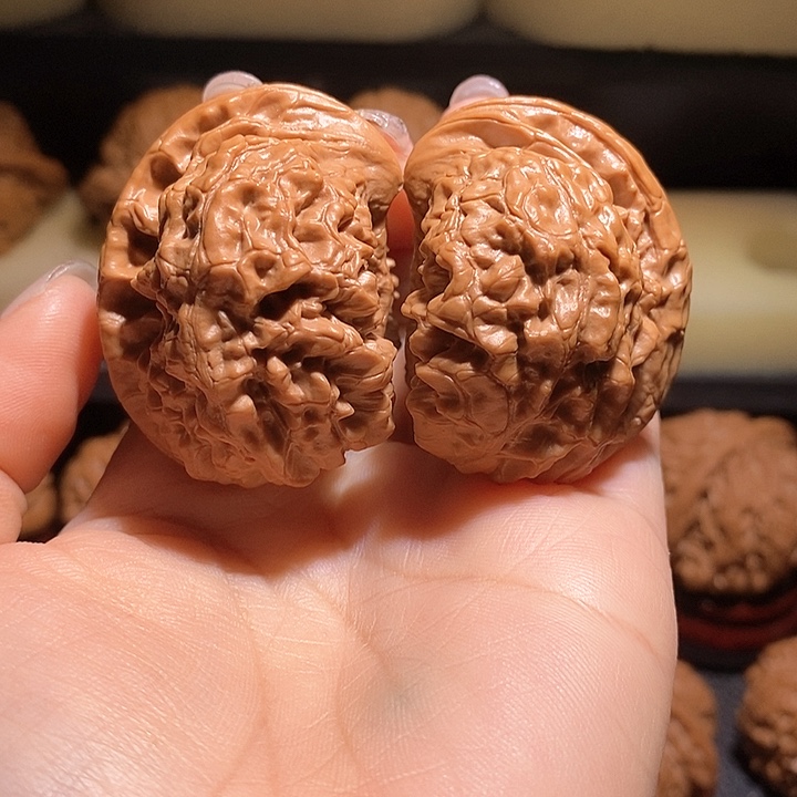 文玩核桃把件68全品座山雕