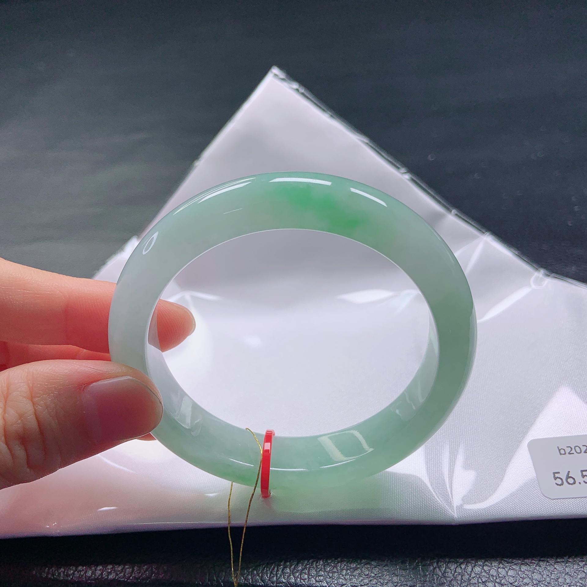 56➕圈冰透甜绿翡翠宽边手镯缅甸天然a货玉镯绿色女款