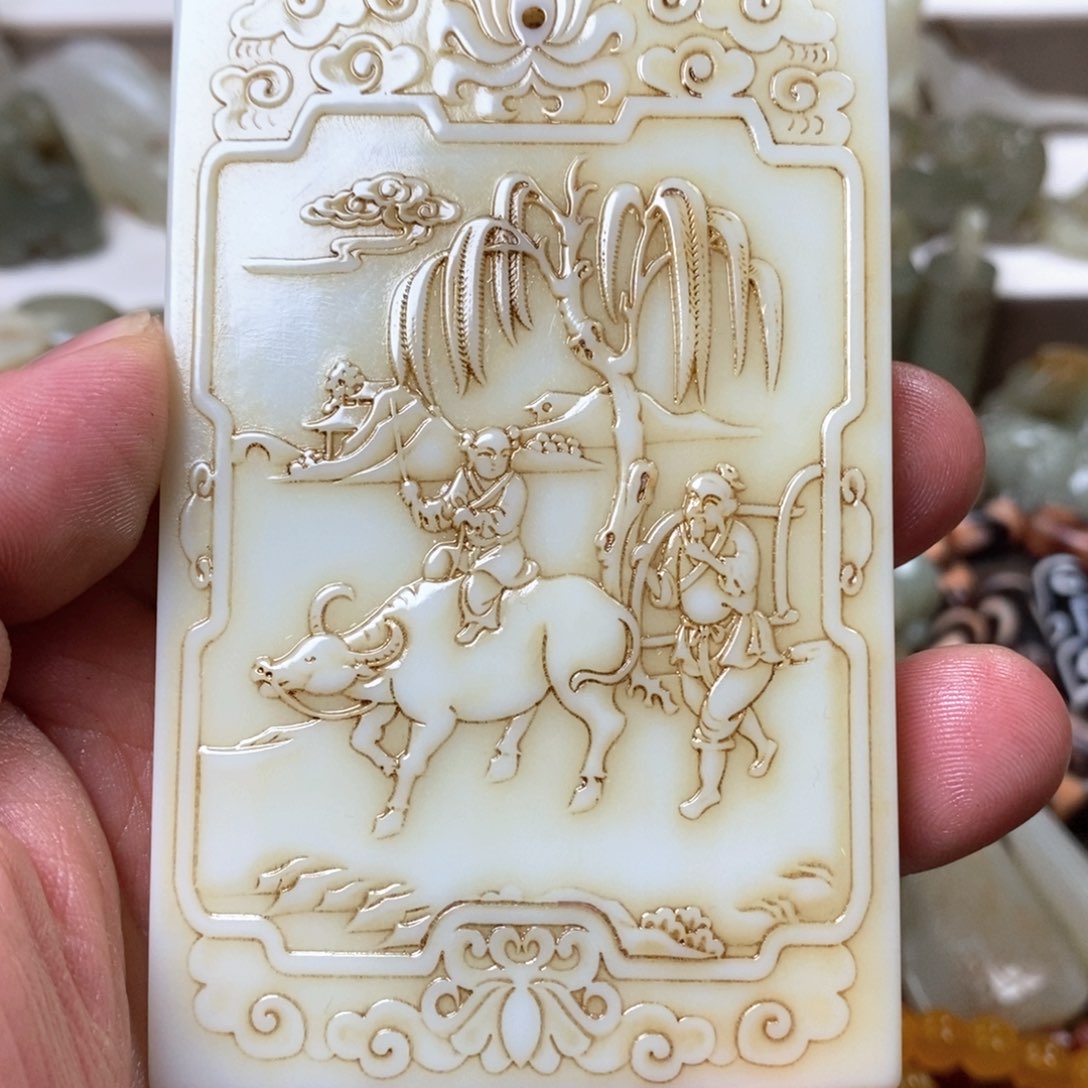 和田玉颈饰未镶嵌乐*乐