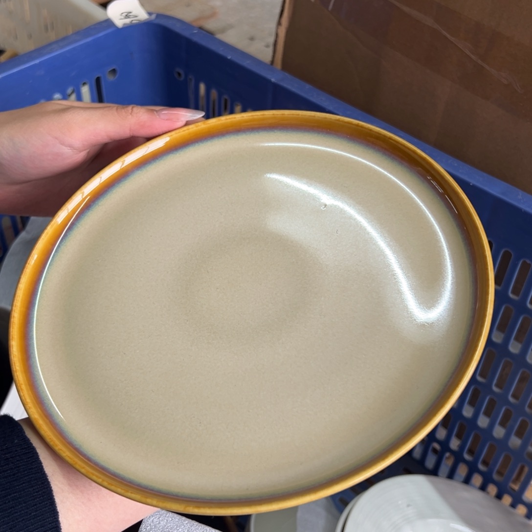 新骨瓷058瑕疵慎拍曼谷棕 8.25寸高边盘