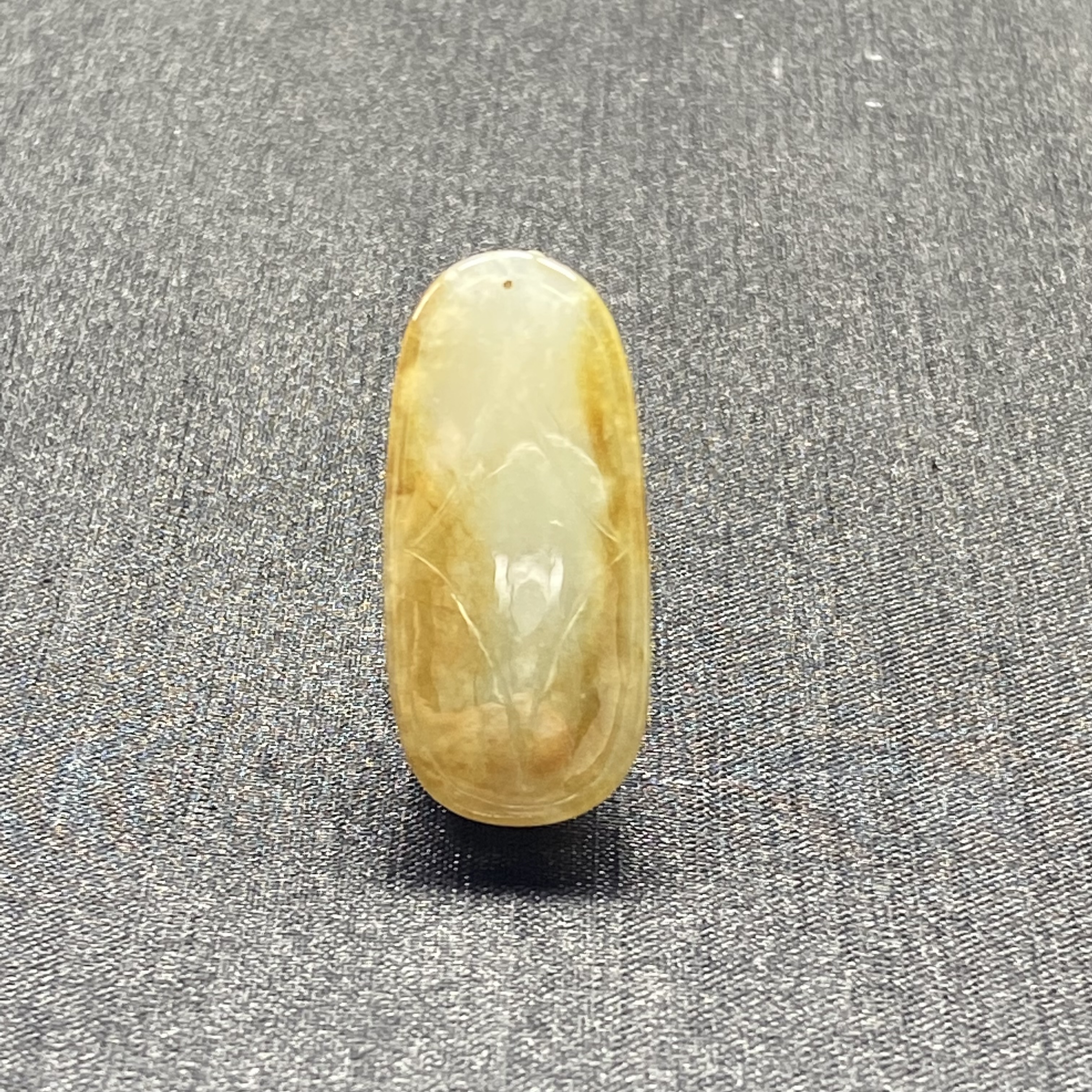 6天然缅甸A货冰油黄特色大蜗牛/700187/上海嘉禾拍卖