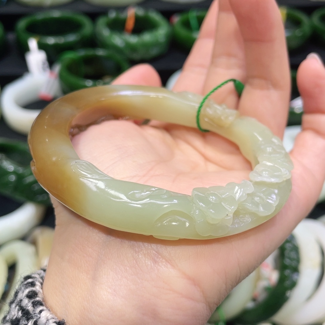 未镶嵌手镯和田玉19