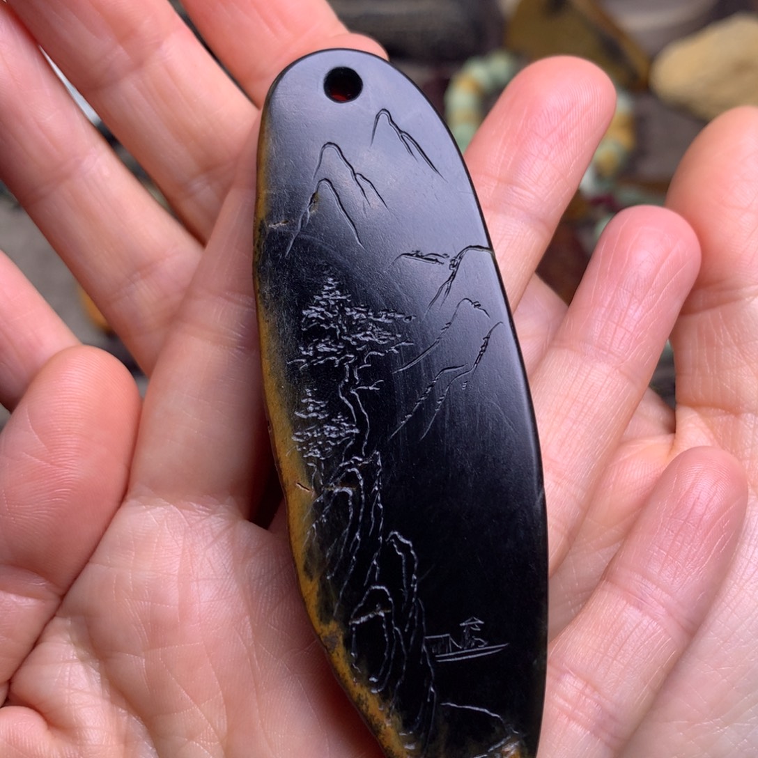 刚***好岫岩河磨玉（透闪石质玉）未镶嵌挂件