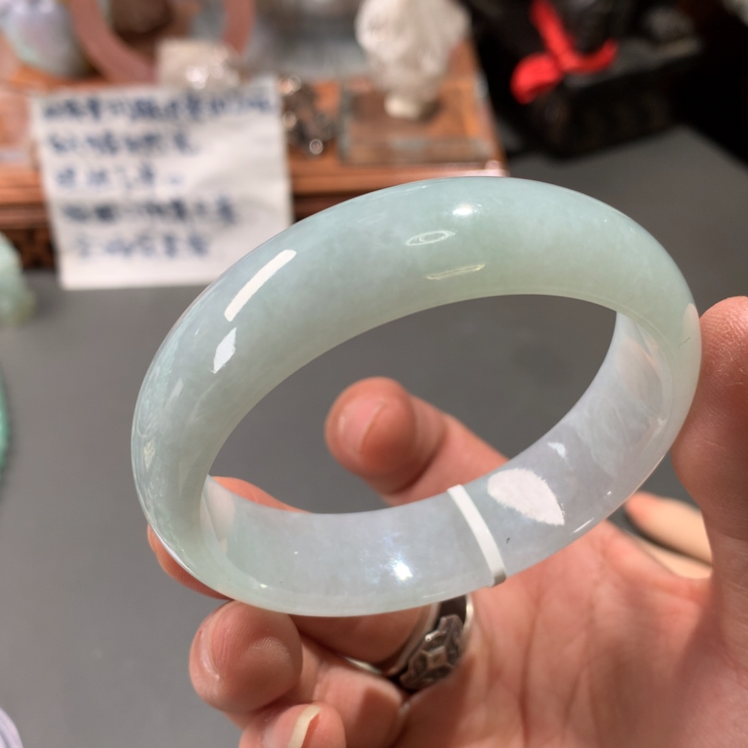 翡翠手镯未镶嵌57.5圈口